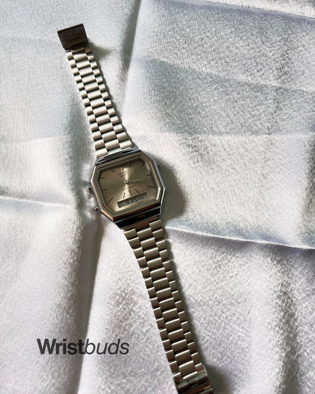 Vintage A934A Unisex (Analog Digital Watch)