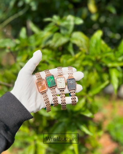 DW Quadro (Analog Watch)
