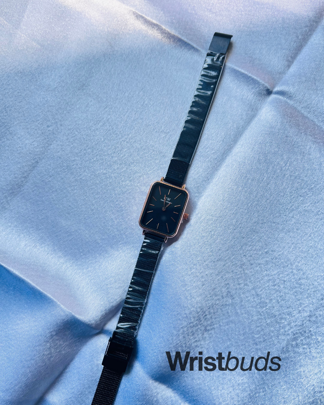 DW Quadro (Analog Watch)