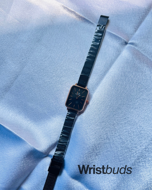 DW Quadro (Analog Watch)