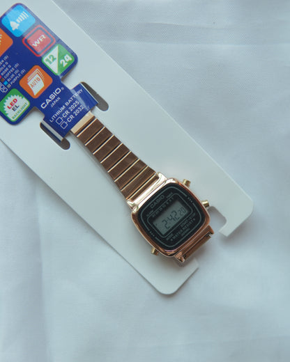 Vintage D124 (Digital Watch)