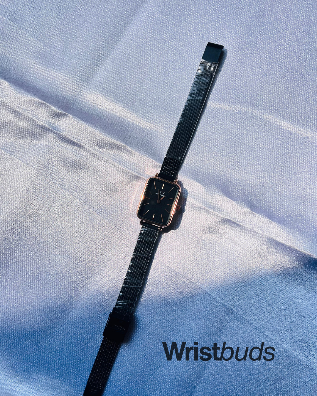 DW Quadro (Analog Watch)