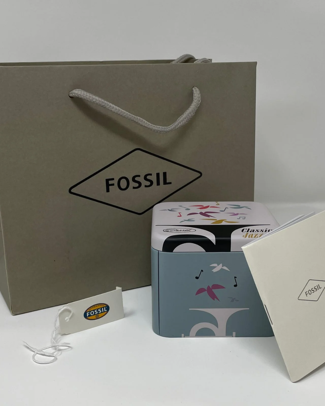 Fossil-Brand Box & Carry Bag
