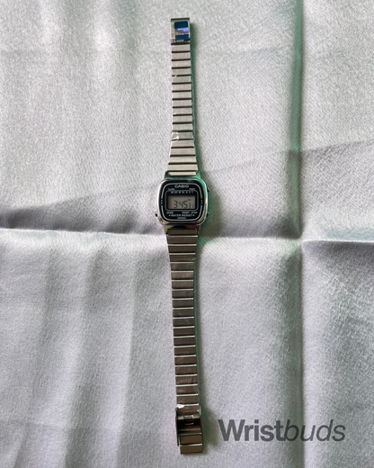 Vintage D124 (Digital Watch)