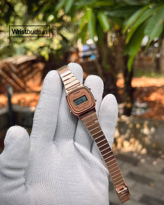 Vintage D124 (Digital Watch)