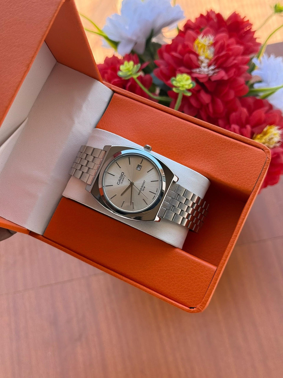 Vintage Enticer A2199 (Analog Watch)