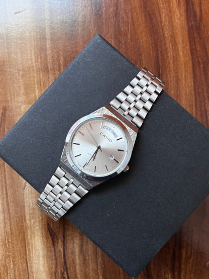 Vintage Enticer A2199 (Analog Watch)