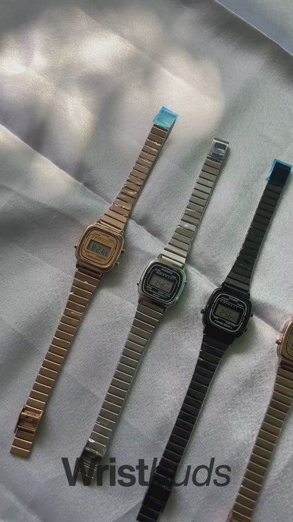 Vintage D124 (Digital Watch)